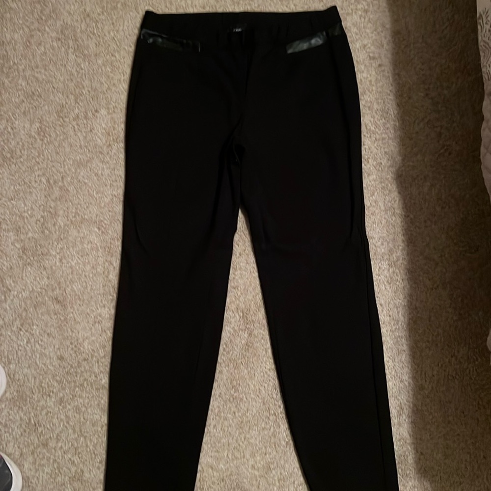 Alfani Core Pull On Skinny Leg Pant. Size 16